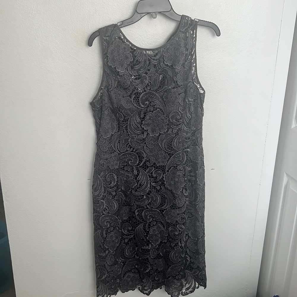 EEUC Adrianna Papell evening size 14